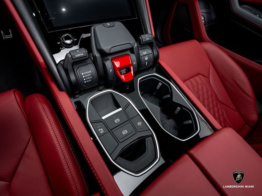 2024 Lamborghini Urus S North Miami Beach FL