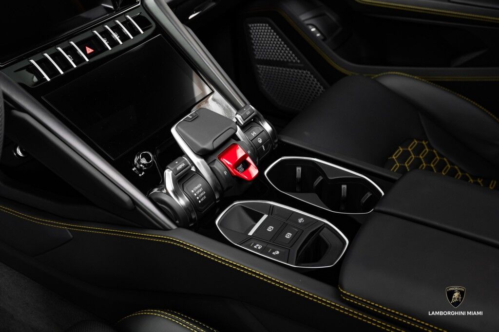 2024 Lamborghini Urus S North Miami Beach FL