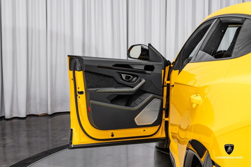 2024 Lamborghini Urus S North Miami Beach FL