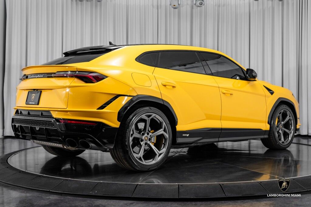 2024 Lamborghini Urus S North Miami Beach FL