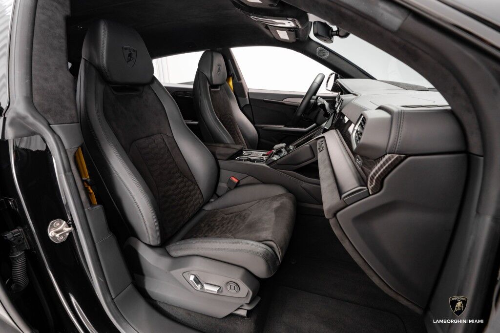 2024 Lamborghini Urus S North Miami Beach FL