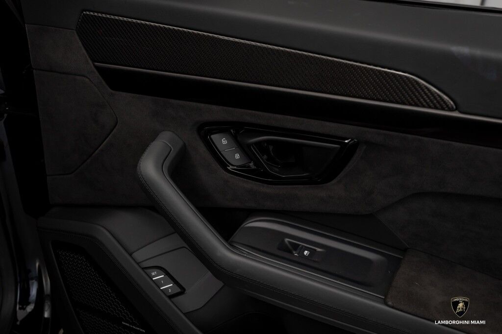 2024 Lamborghini Urus S North Miami Beach FL