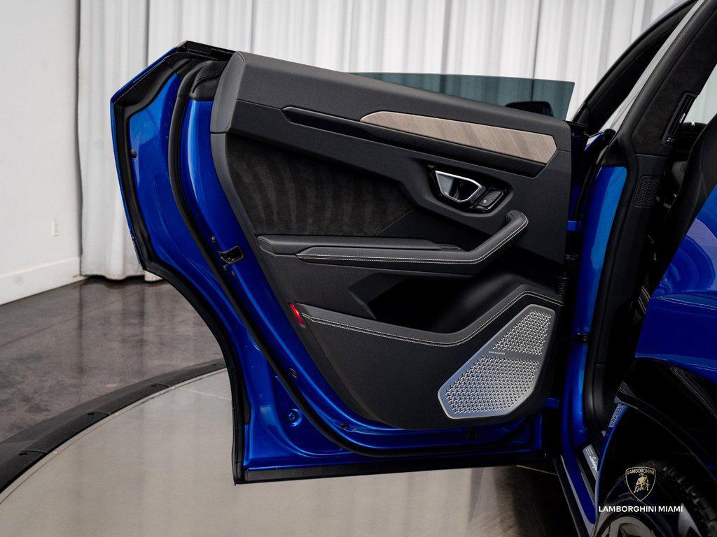 2024 Lamborghini Urus S North Miami Beach FL