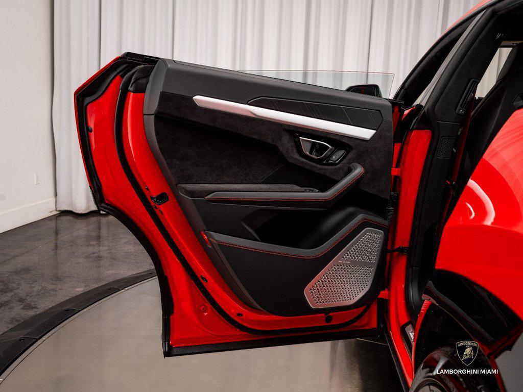 2024 Lamborghini Urus S North Miami Beach FL