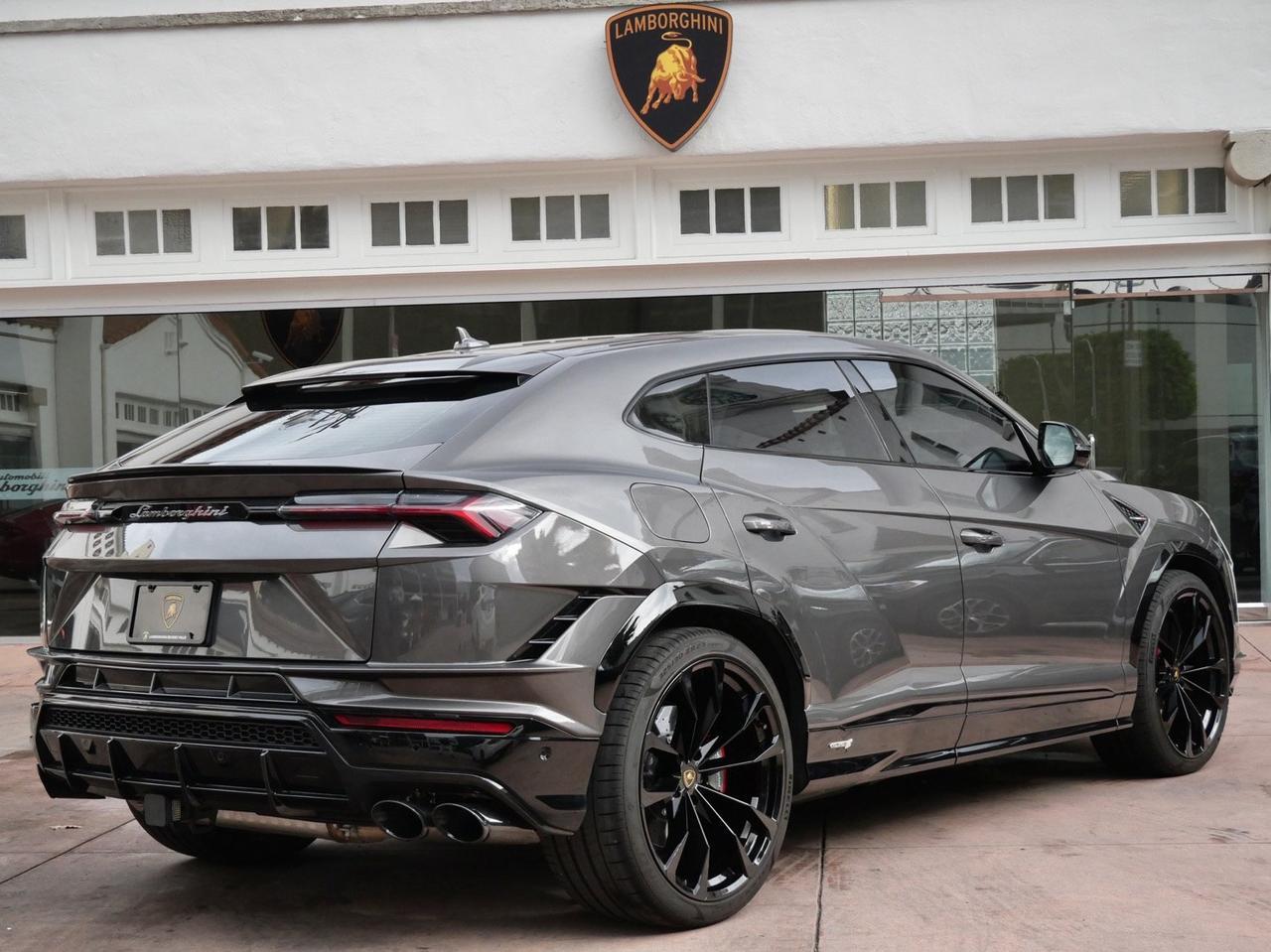 2024 Lamborghini Urus S S Lawrence KS