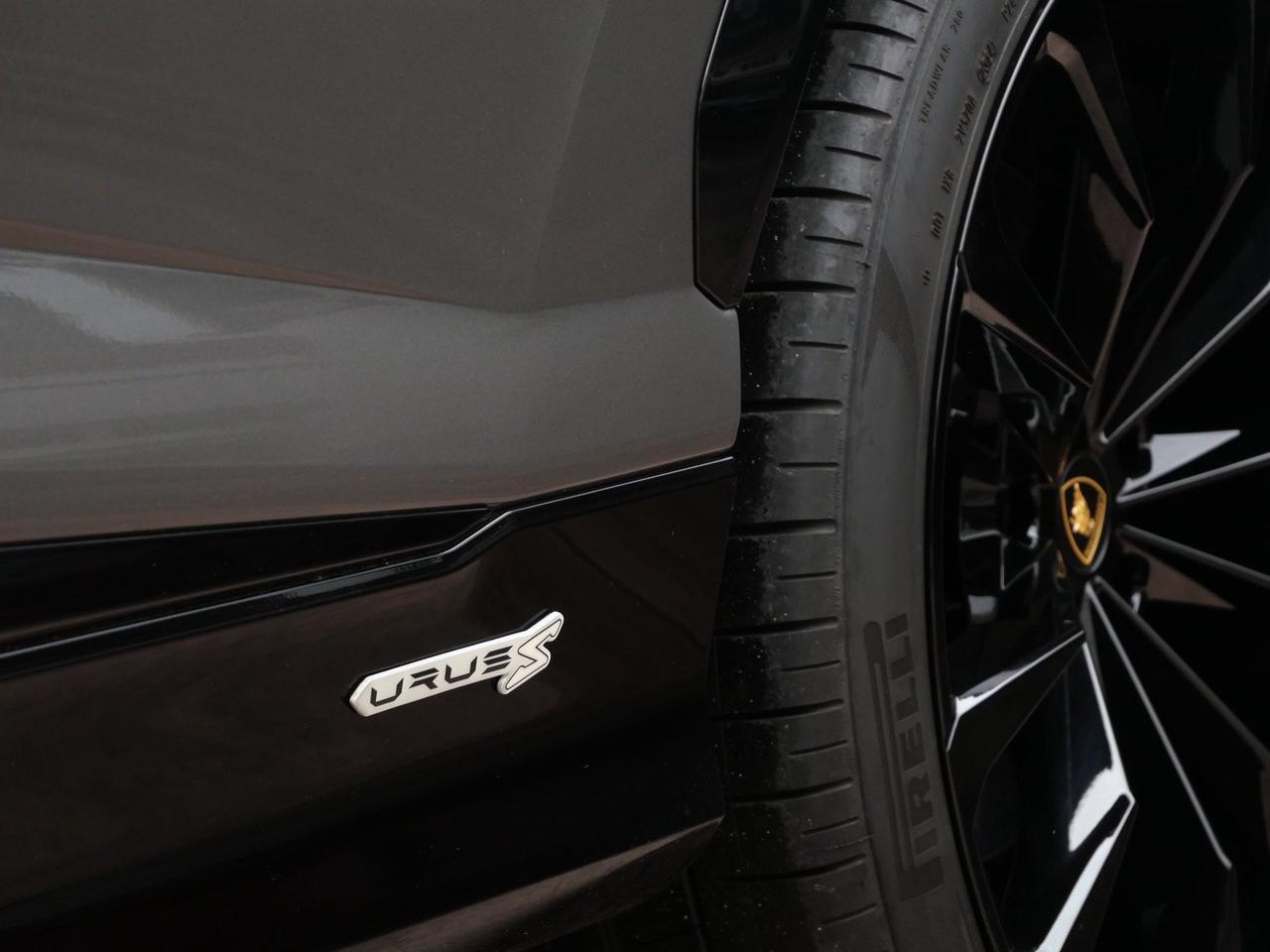 2024 Lamborghini Urus S S Lawrence KS