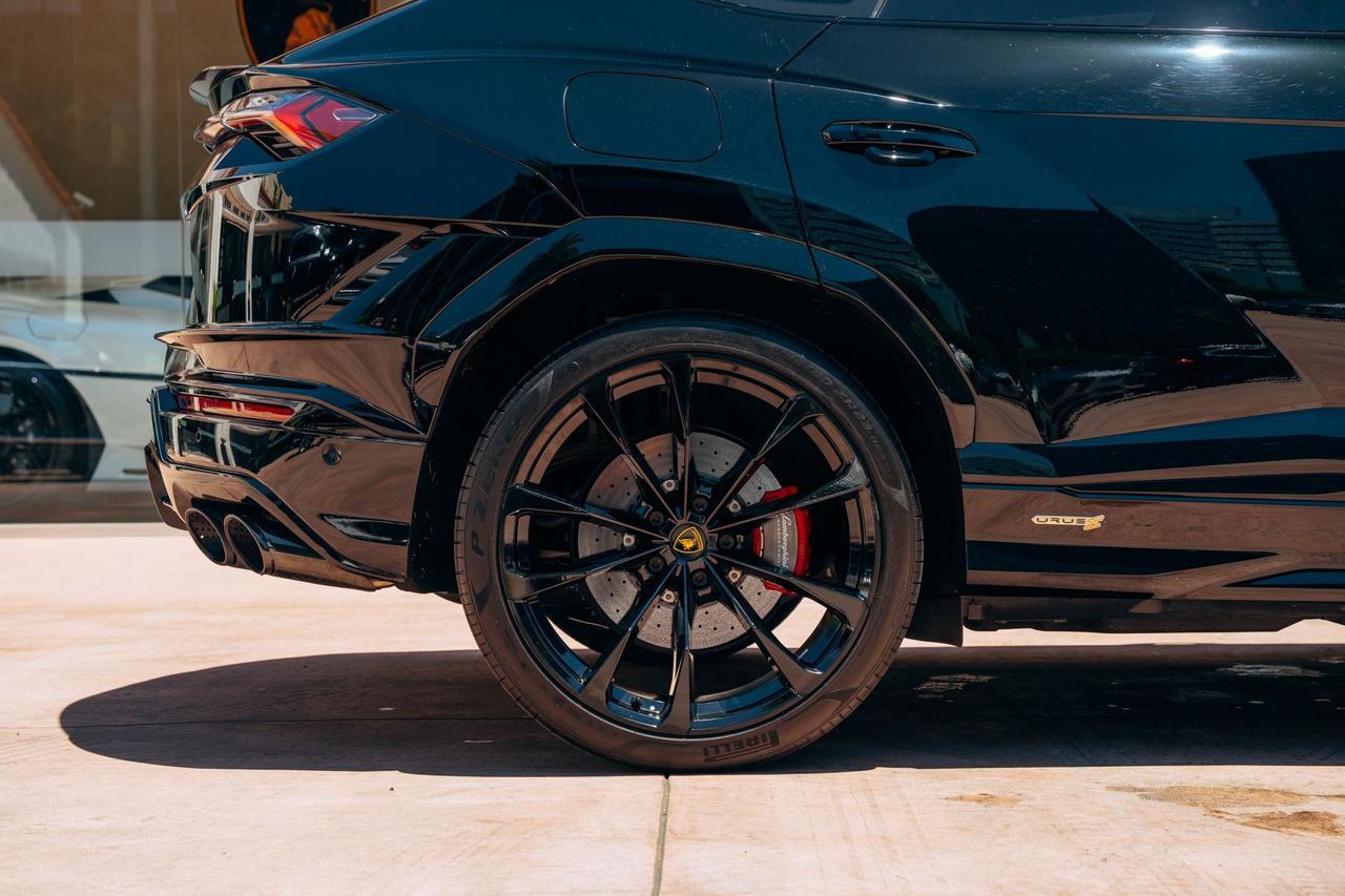 2024 Lamborghini Urus S S Lawrence KS