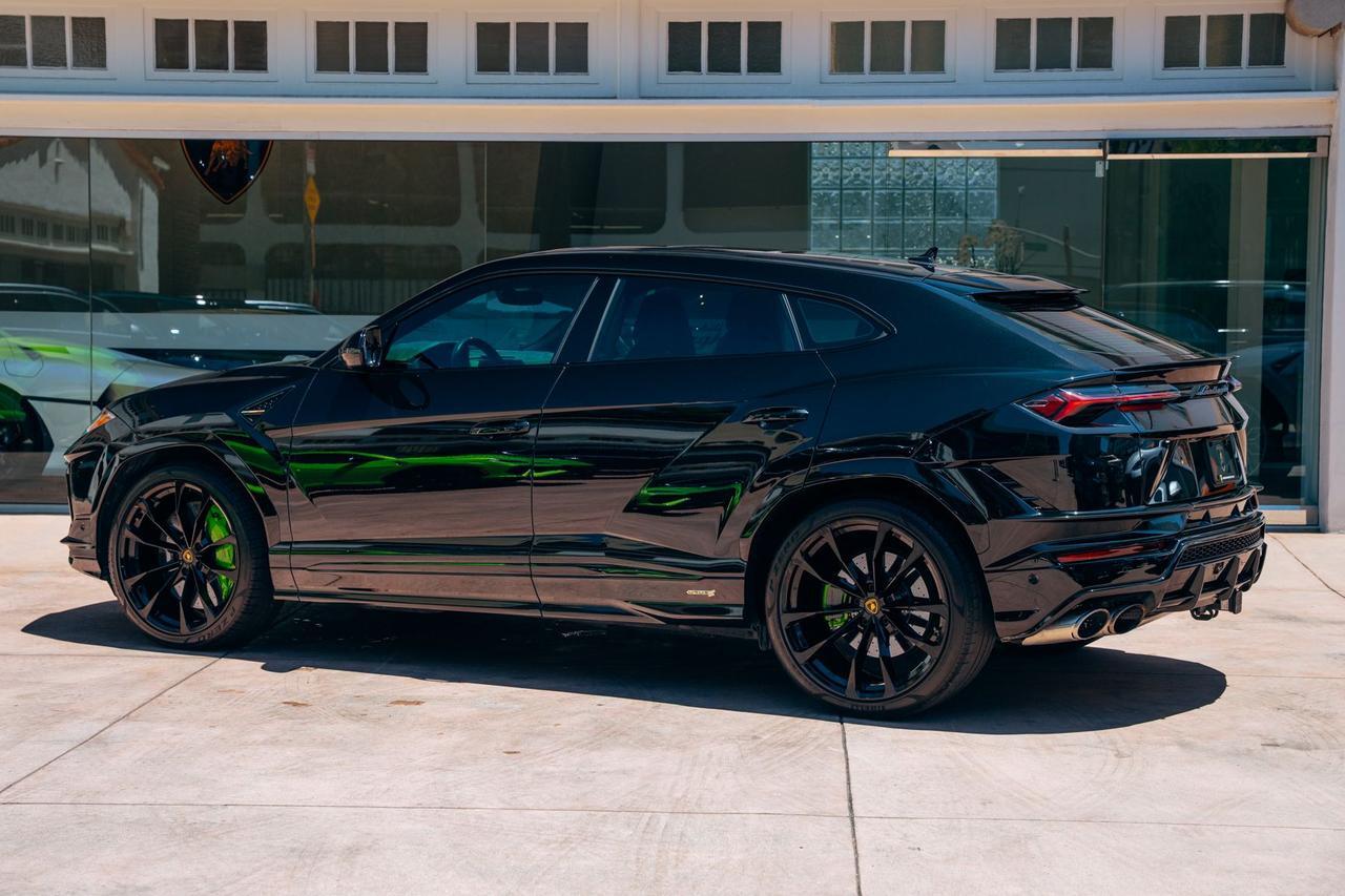 2024 Lamborghini Urus S S Lawrence KS