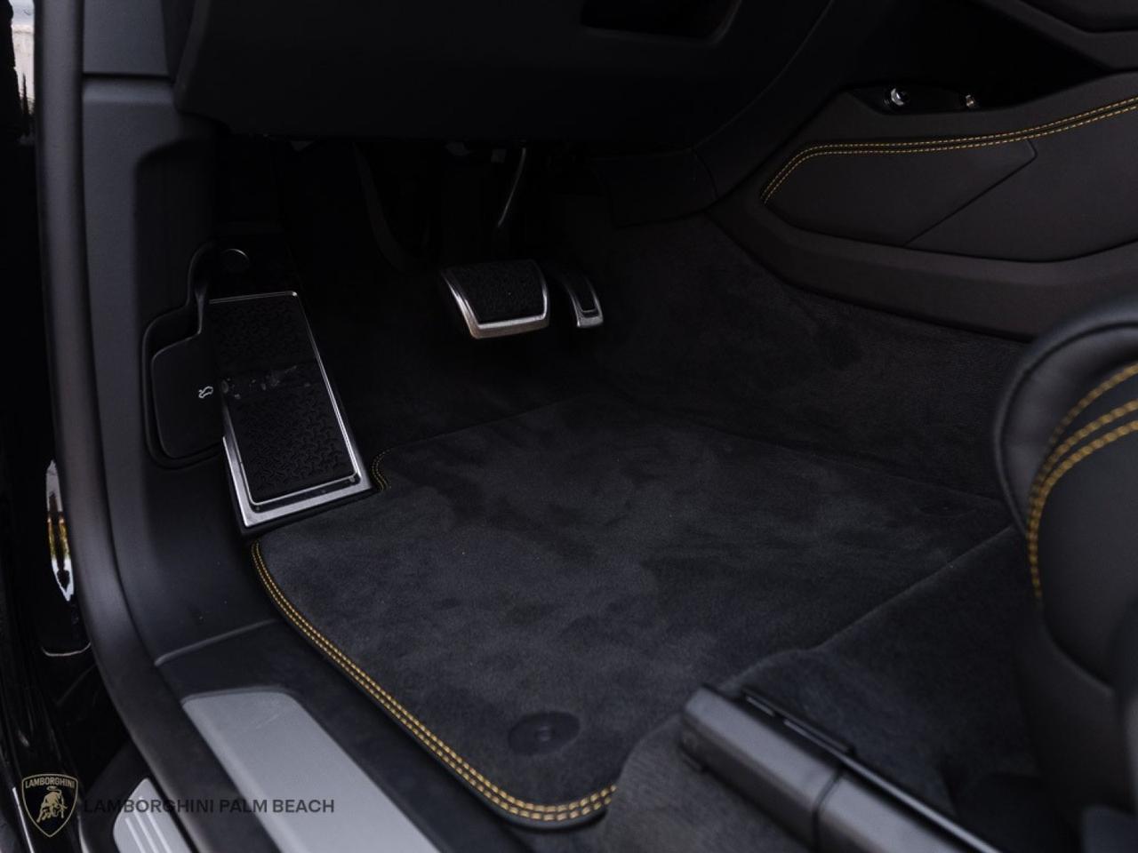 2024 Lamborghini Urus S West Palm Beach FL