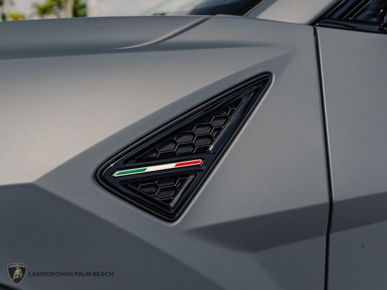 2024 Lamborghini Urus S West Palm Beach FL