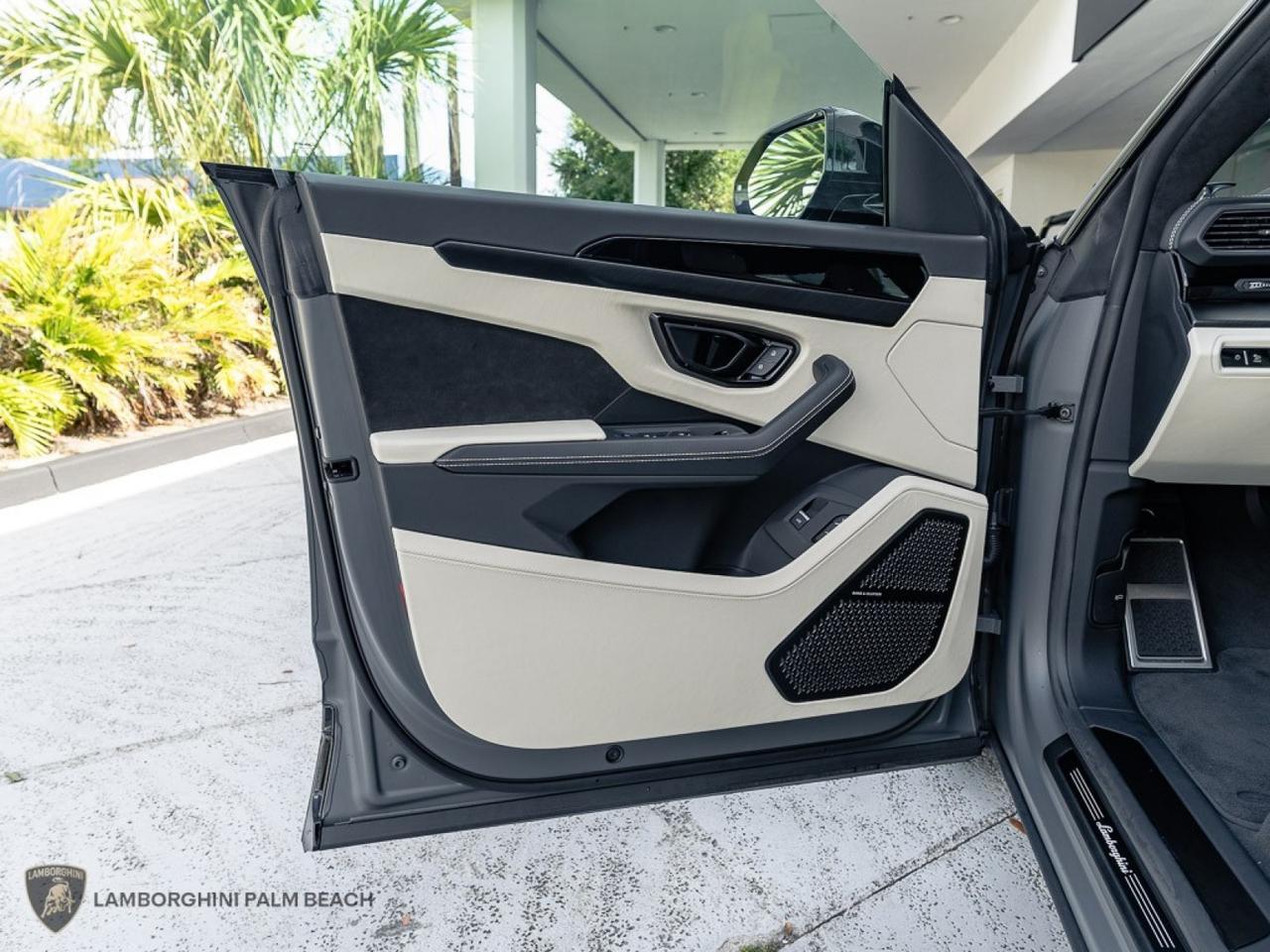 2024 Lamborghini Urus S West Palm Beach FL