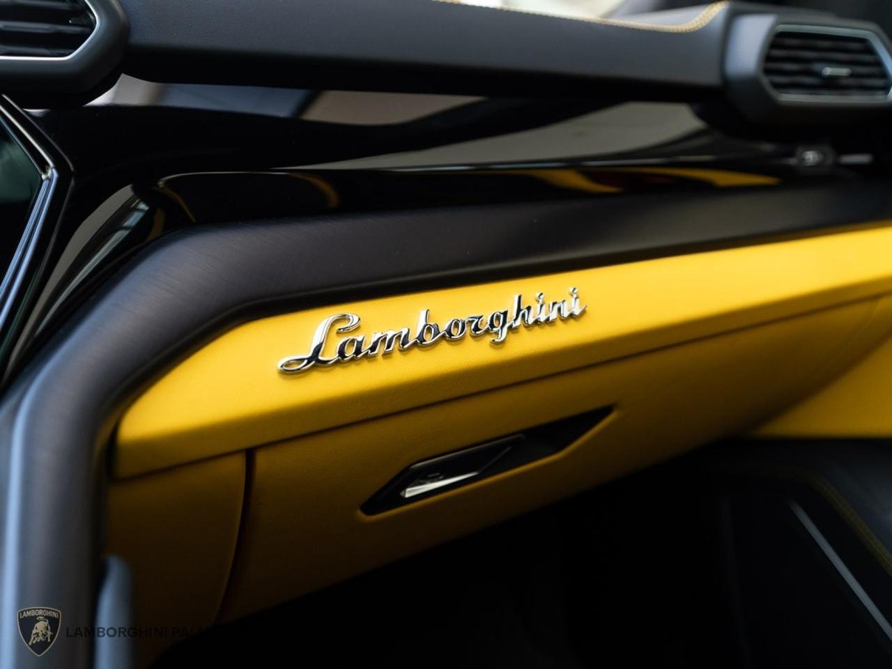 2024 Lamborghini Urus S West Palm Beach FL