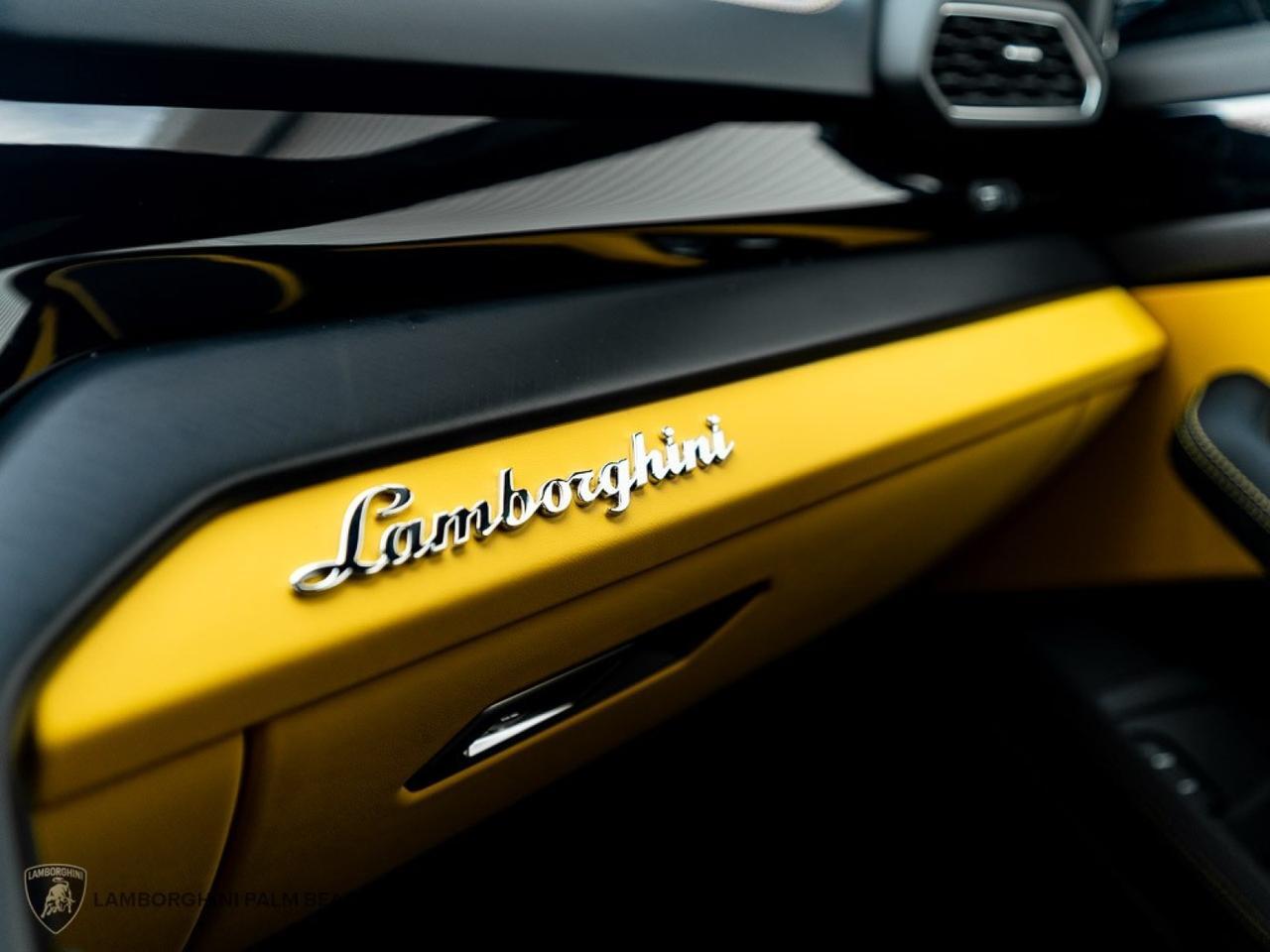 2024 Lamborghini Urus S West Palm Beach FL