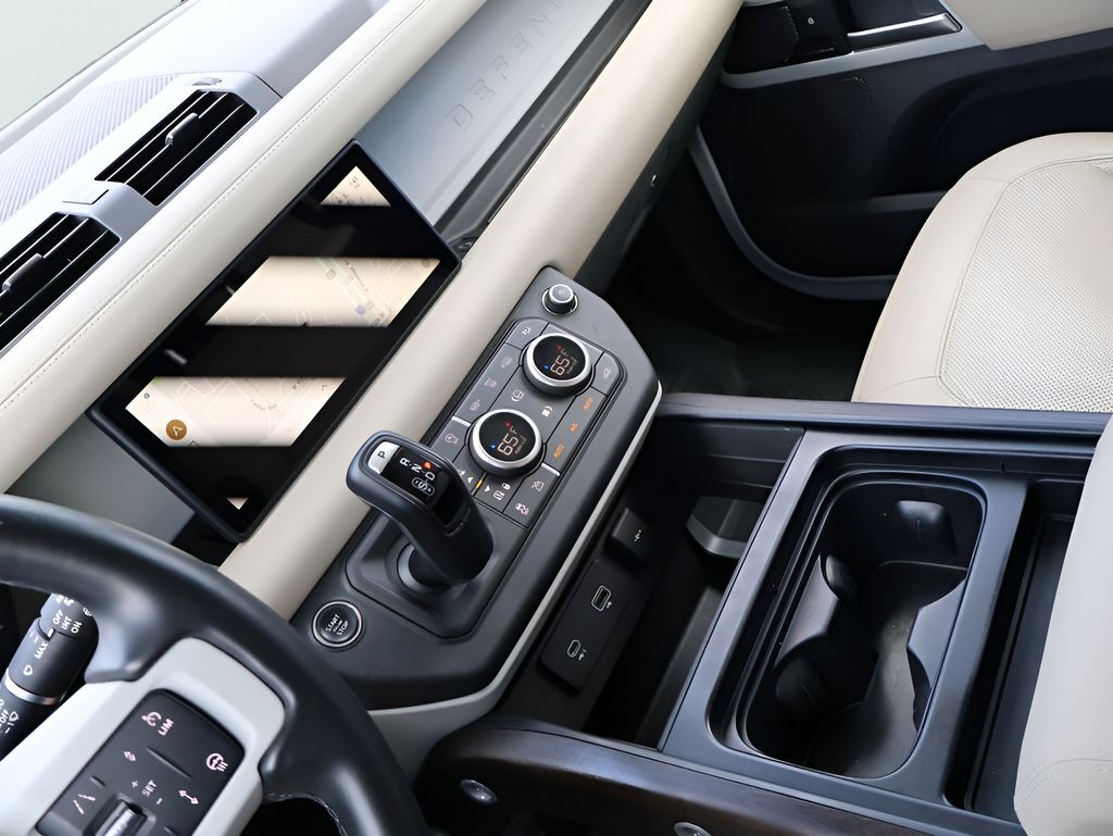 2024 Land Rover Defender 110 San Clemente CA