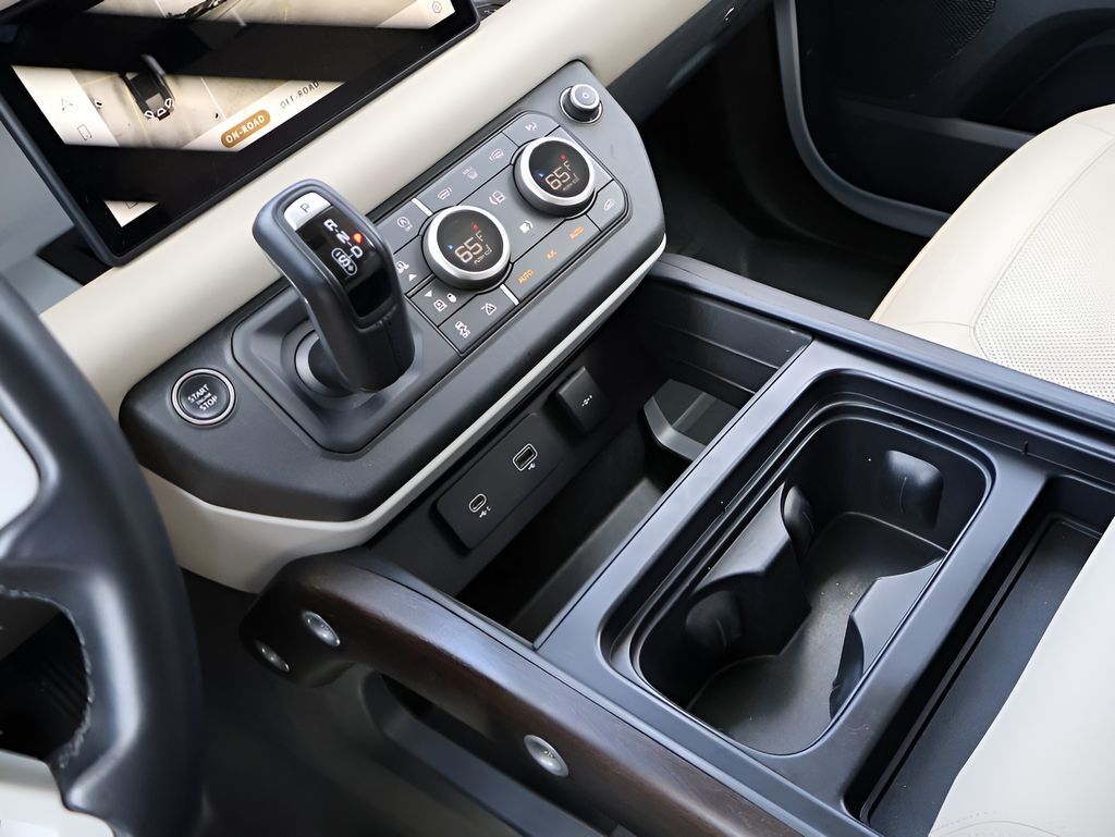 2024 Land Rover Defender 110 San Clemente CA
