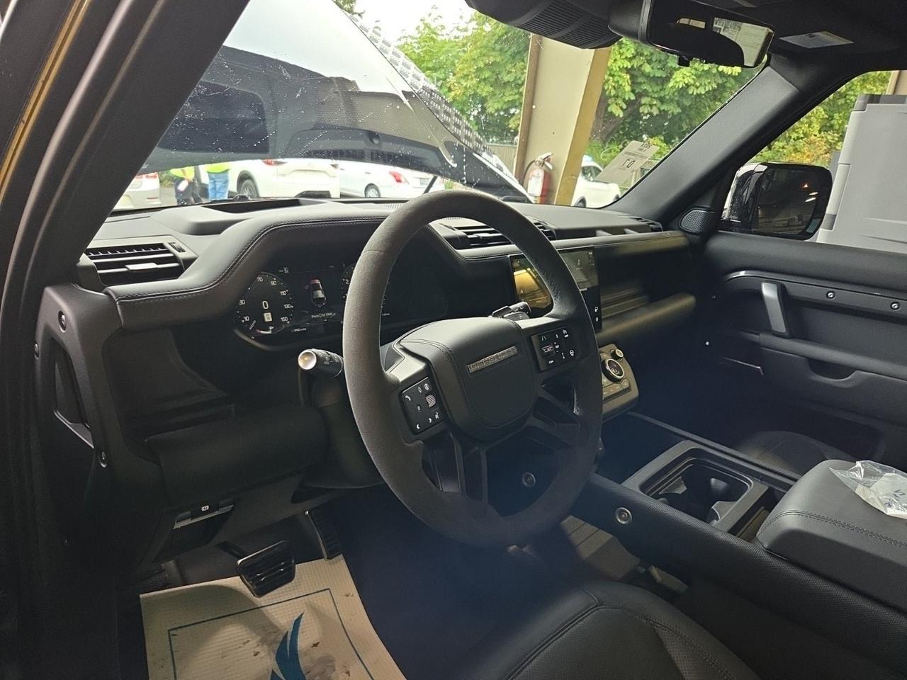 2024 Land Rover Defender 110 Carpathian Edition 1 Owner Vented Seats Premium Interior Portland OR