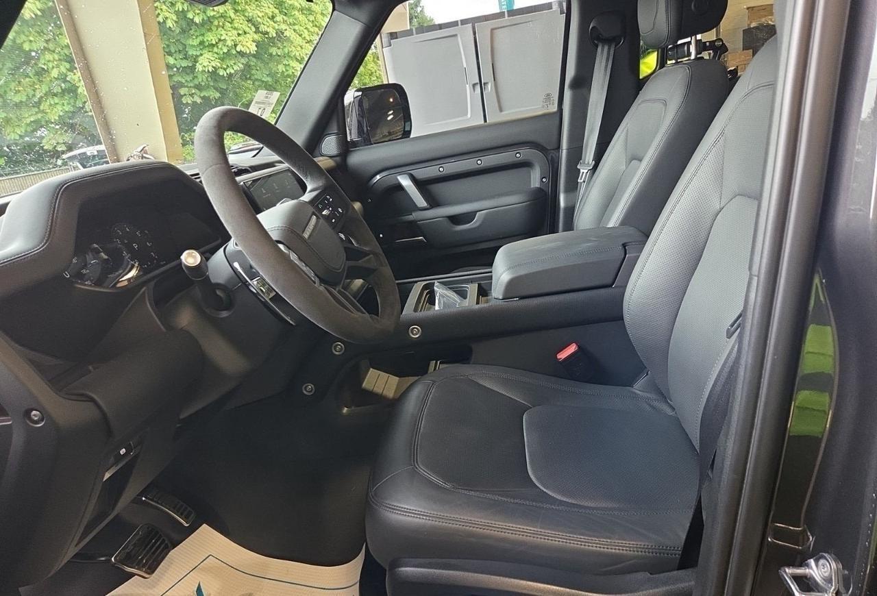 2024 Land Rover Defender 110 Carpathian Edition 1 Owner Vented Seats Premium Interior Portland OR