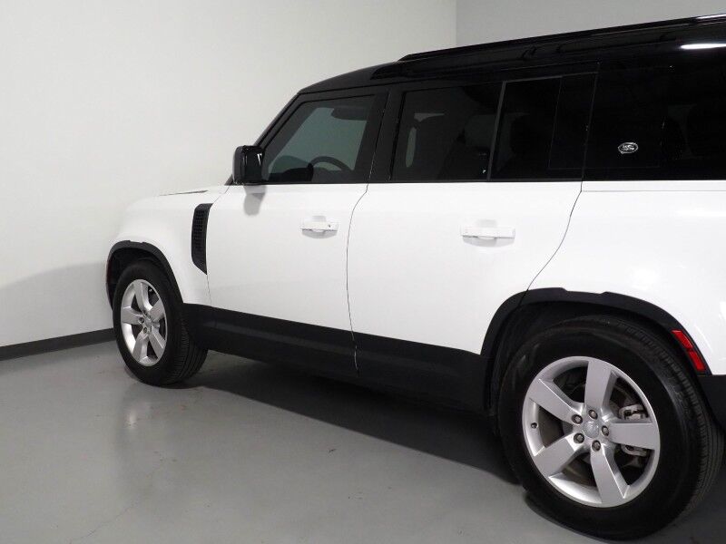 2024 Land Rover Defender 110 P300 S *PANO MOONROOF, NAVIGATION, ADAPTIVE CRUISE, 360 VIEW CAMERAS, SAFETY ALERTS, CLIMATE SEATS, HEATED STEERING, AIR SUSPENSION, 20 INCH WHEELS, MERIDIAN AUDIO, APPLE & ANDROID Round Rock TX