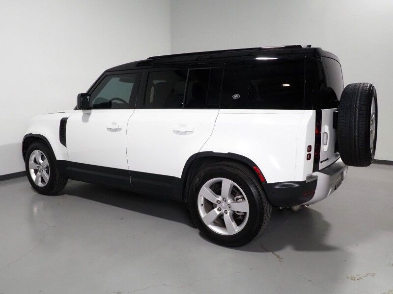 2024 Land Rover Defender 110 P300 S *PANO MOONROOF, NAVIGATION, ADAPTIVE CRUISE, 360 VIEW CAMERAS, SAFETY ALERTS, CLIMATE SEATS, HEATED STEERING, AIR SUSPENSION, 20 INCH WHEELS, MERIDIAN AUDIO, APPLE & ANDROID Round Rock TX