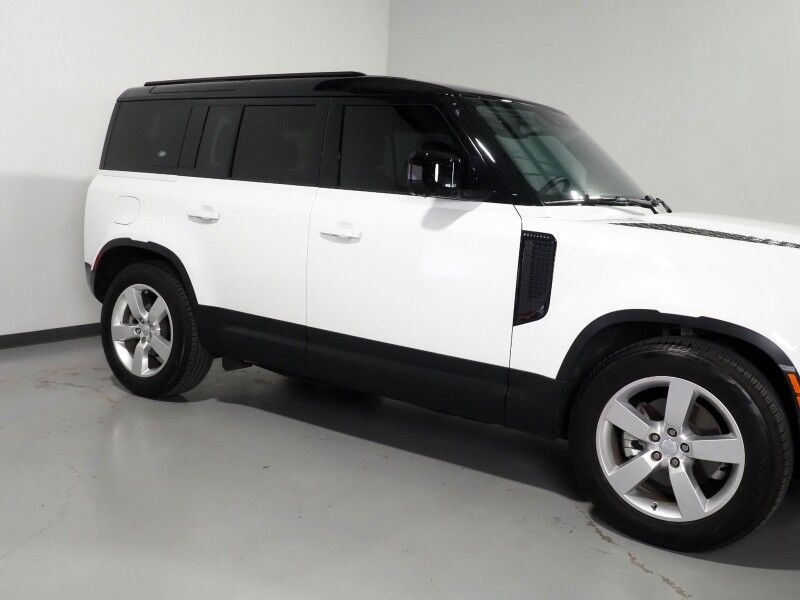 2024 Land Rover Defender 110 P300 S *PANO MOONROOF, NAVIGATION, ADAPTIVE CRUISE, 360 VIEW CAMERAS, SAFETY ALERTS, CLIMATE SEATS, HEATED STEERING, AIR SUSPENSION, 20 INCH WHEELS, MERIDIAN AUDIO, APPLE & ANDROID Round Rock TX