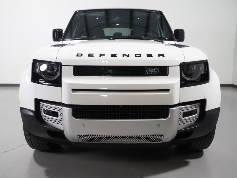 2024 Land Rover Defender 110 P300 S *PANO MOONROOF, NAVIGATION, ADAPTIVE CRUISE, 360 VIEW CAMERAS, SAFETY ALERTS, CLIMATE SEATS, HEATED STEERING, AIR SUSPENSION, 20 INCH WHEELS, MERIDIAN AUDIO, APPLE & ANDROID Round Rock TX