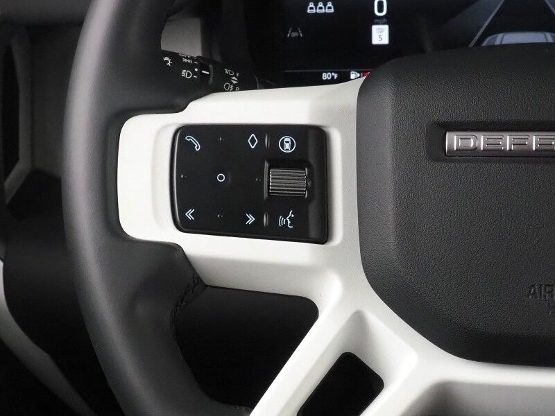 2024 Land Rover Defender 110 P300 S *PANO MOONROOF, NAVIGATION, ADAPTIVE CRUISE, 360 VIEW CAMERAS, SAFETY ALERTS, CLIMATE SEATS, HEATED STEERING, AIR SUSPENSION, 20 INCH WHEELS, MERIDIAN AUDIO, APPLE & ANDROID Round Rock TX