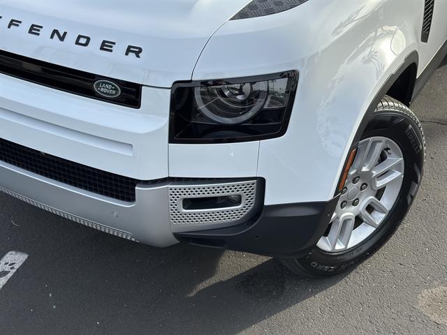 2024 Land Rover Defender 110 P400 S