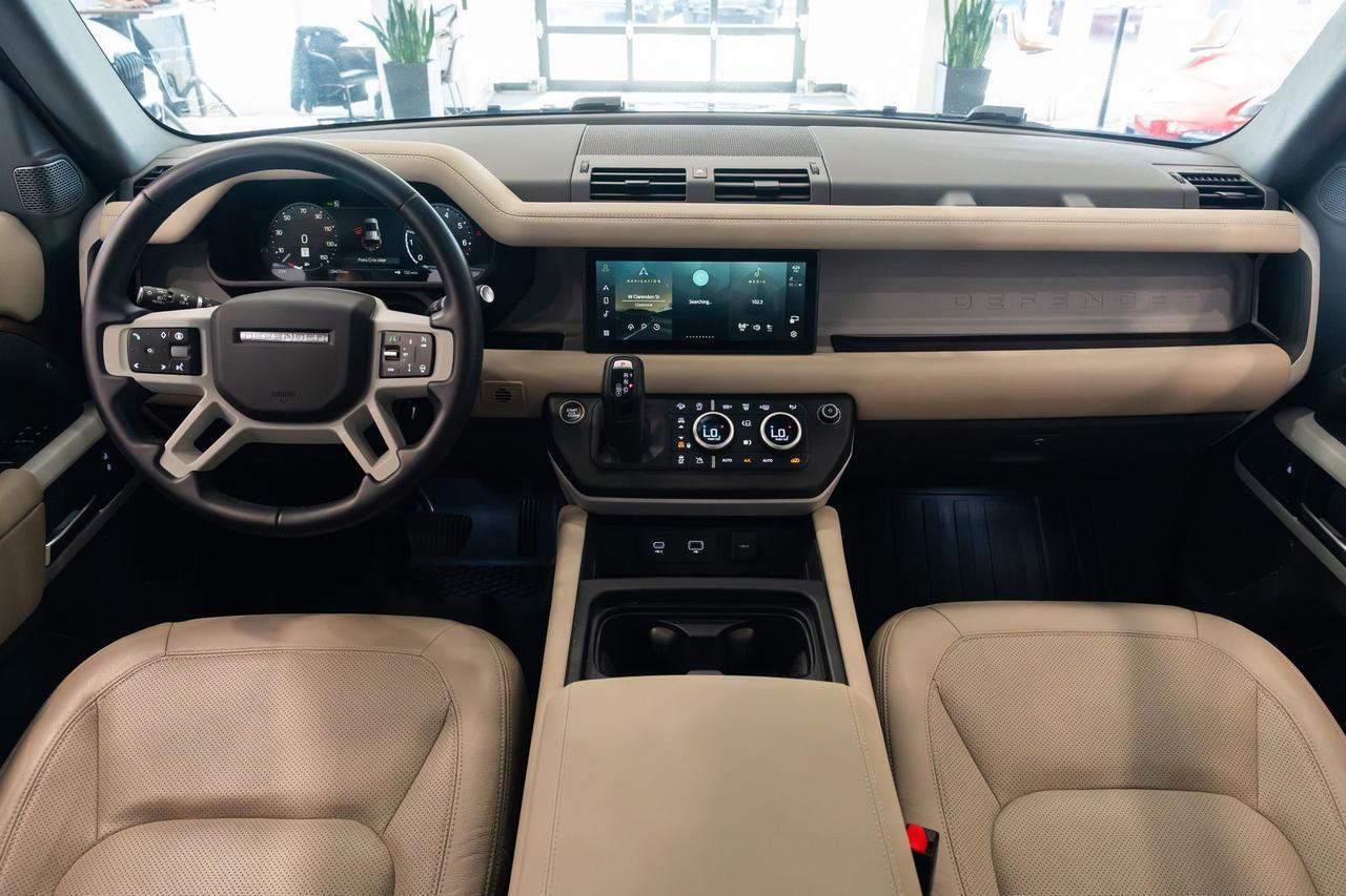 2024 Land Rover Defender 110 S Gladstone OR