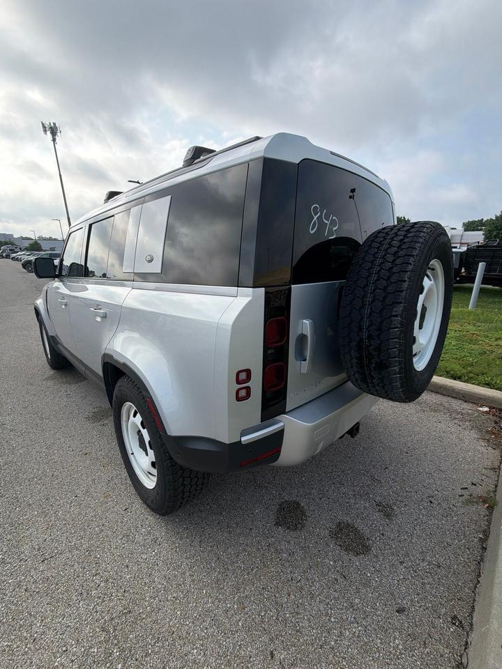 2024 Land Rover Defender 110 S Indianapolis IN