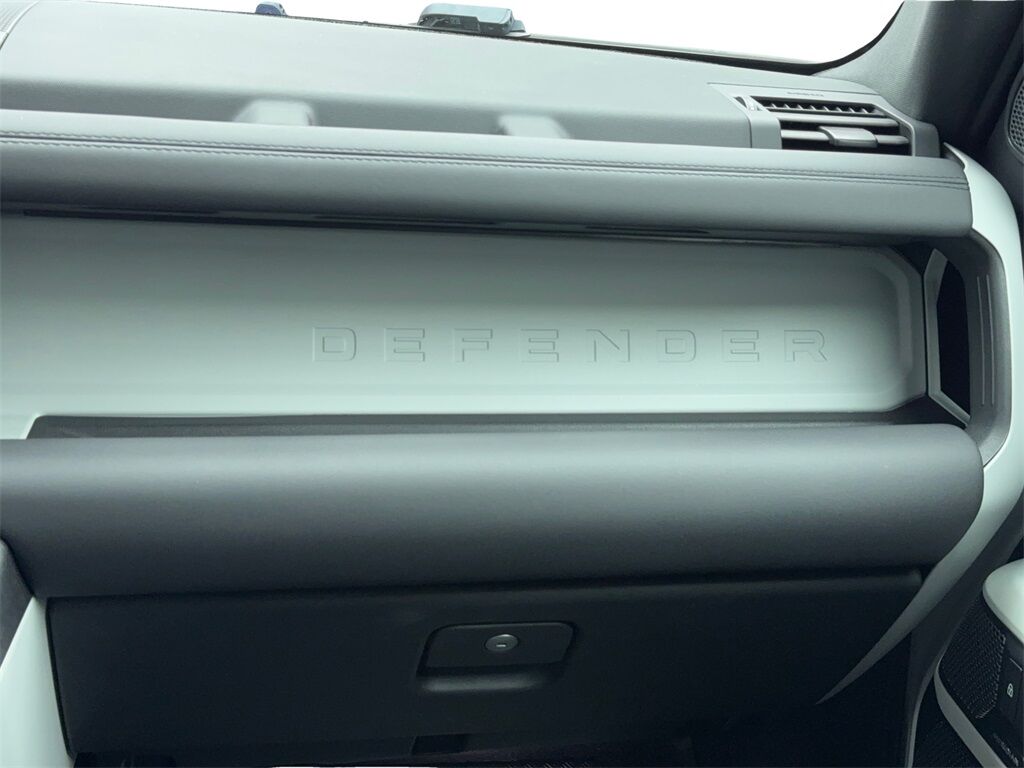 2024 Land Rover Defender 110 S NAV,CAM,PANO,HTD STS,BLIND SPOT,20&quot; WLS Plano TX