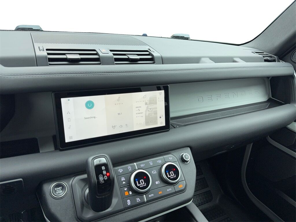 2024 Land Rover Defender 110 S NAV,CAM,PANO,HTD STS,BLIND SPOT,20&quot; WLS Plano TX