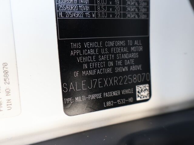 2024 Land Rover Defender 110 S Oshkosh WI 2024 Land Rover Defender 110 S Oshkosh WI