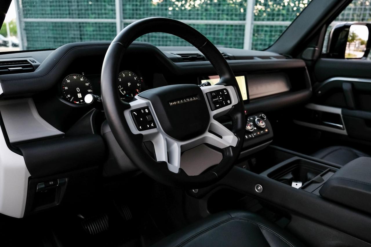 2024 Land Rover Defender 110 S Richardson TX