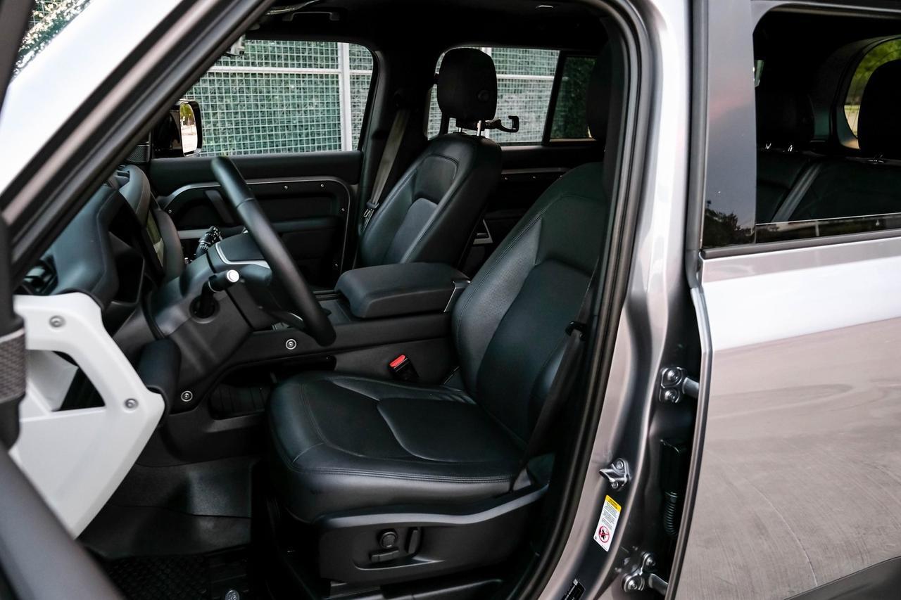 2024 Land Rover Defender 110 S Richardson TX