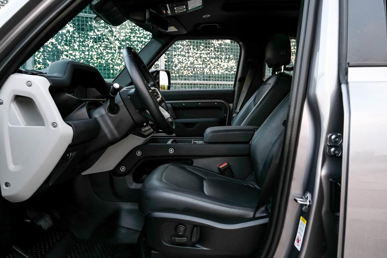 2024 Land Rover Defender 110 S Richardson TX