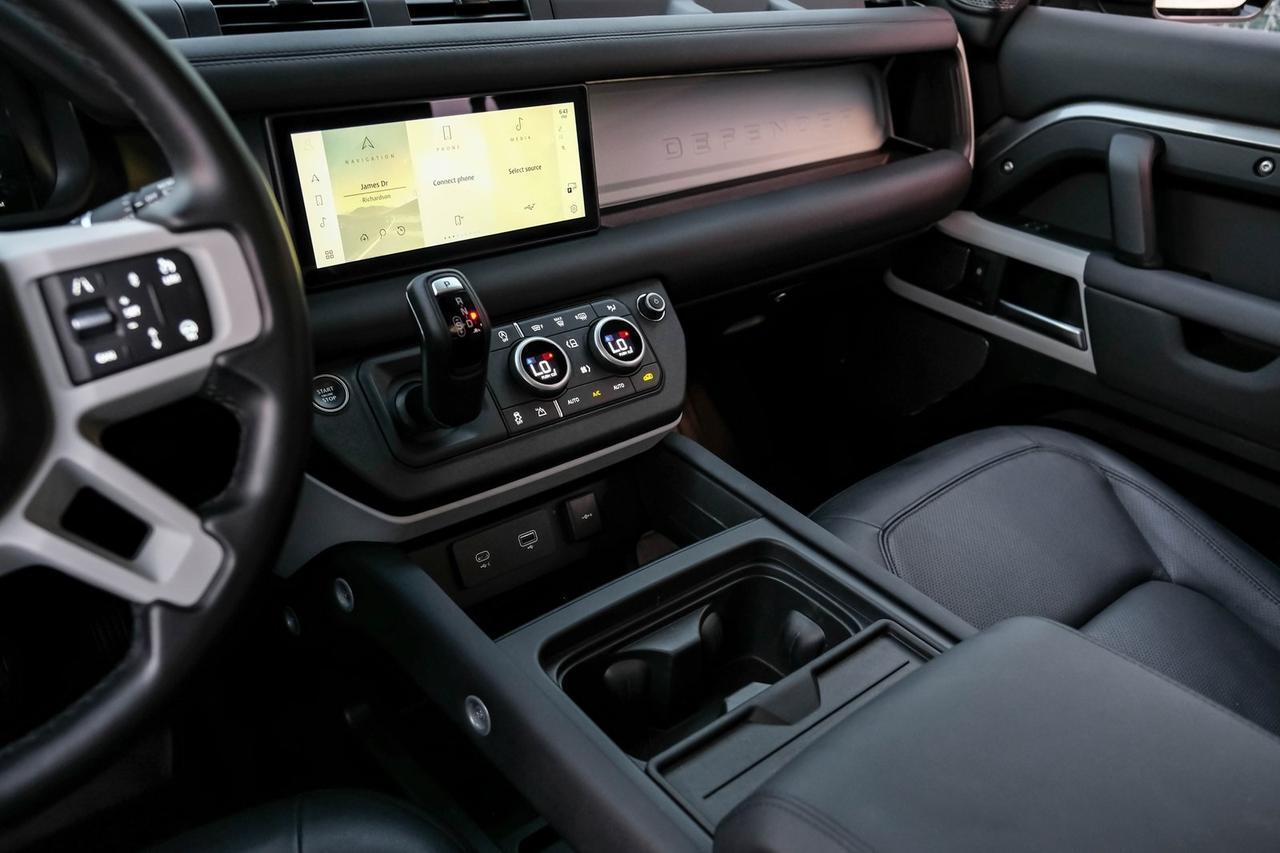 2024 Land Rover Defender 110 S Richardson TX