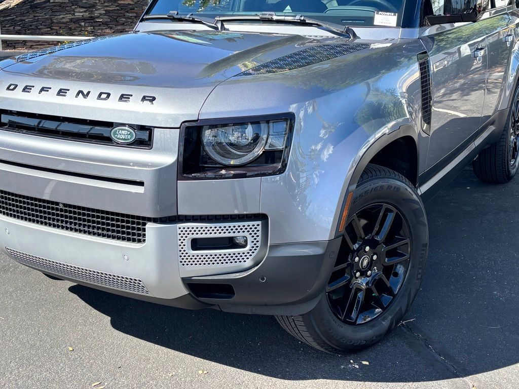 2024 Land Rover Defender 110 S