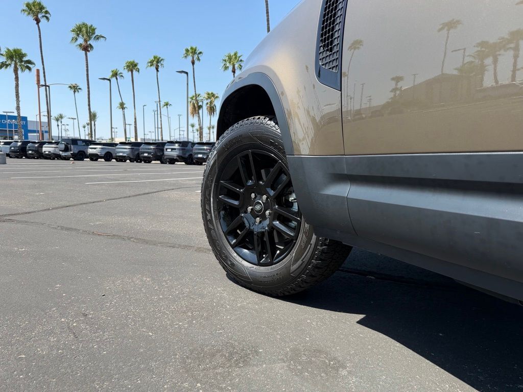 2024 Land Rover Defender 110 S Tucson AZ