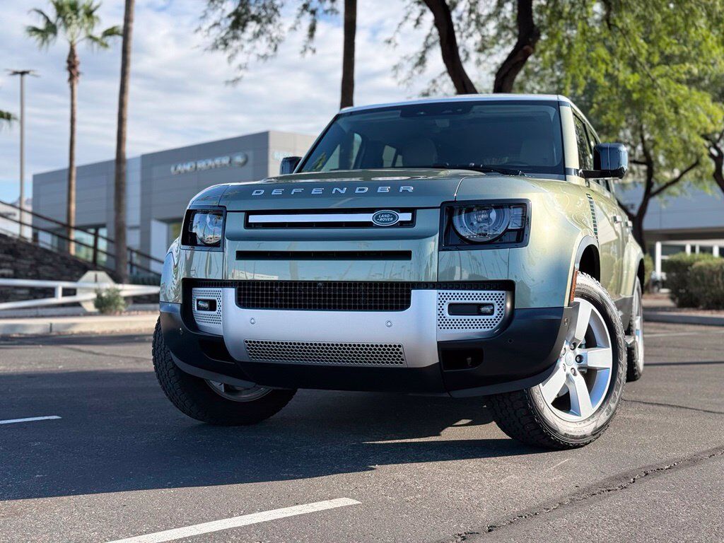 2024 Land Rover Defender 110 S