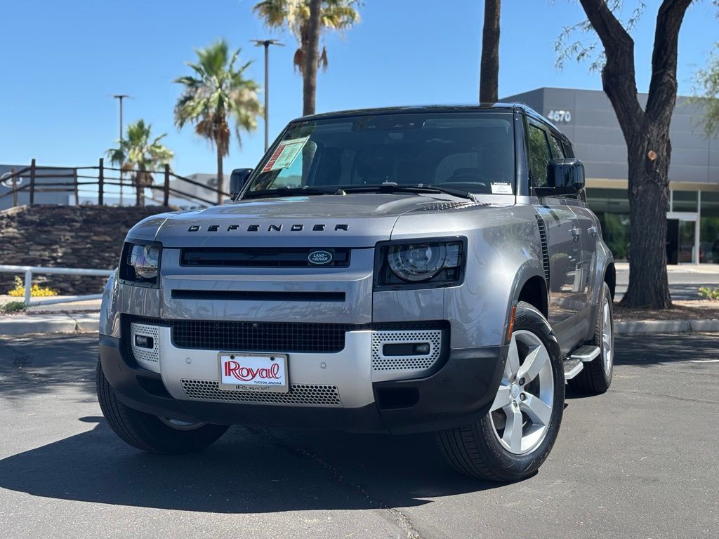 2024 Land Rover Defender 110 S P300's photo
