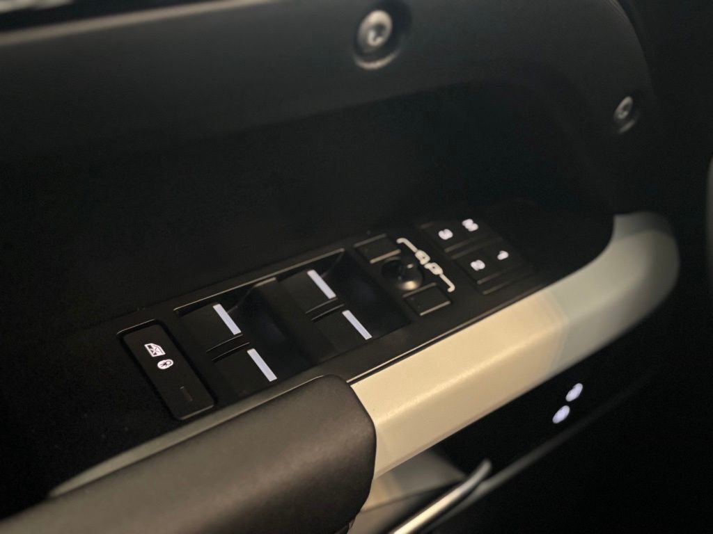 2024 Land Rover Defender 110 S Tucson AZ