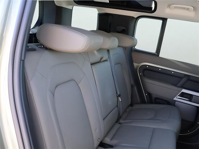 2024 Land Rover Defender 110 SE Oshkosh WI