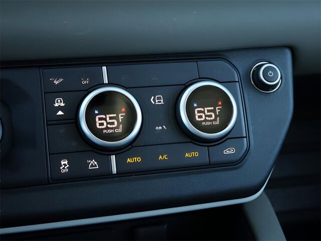 2024 Land Rover Defender 110 SE Oshkosh WI