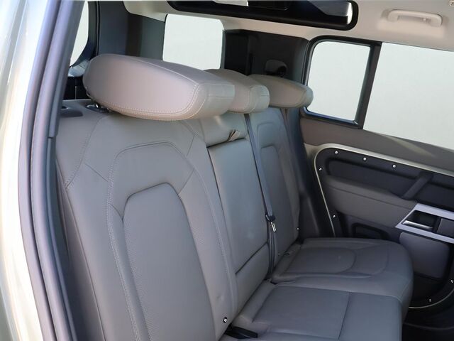 2024 Land Rover Defender 110 SE Oshkosh WI