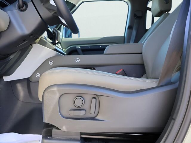 2024 Land Rover Defender 110 SE Oshkosh WI