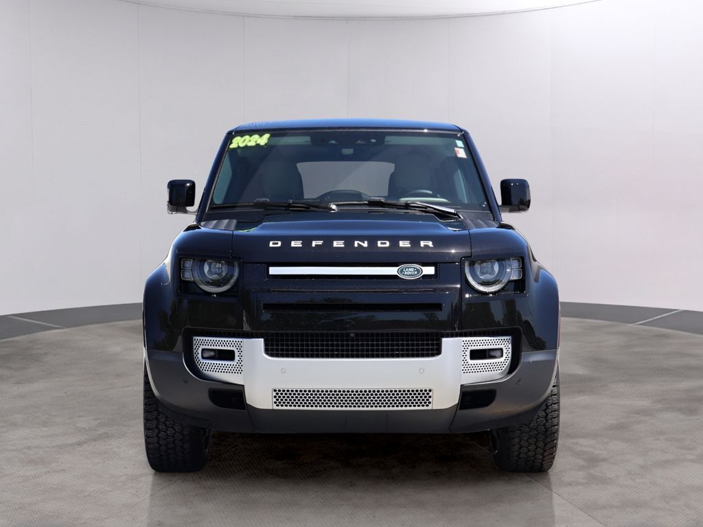 2024 Land Rover Defender 110 SE
