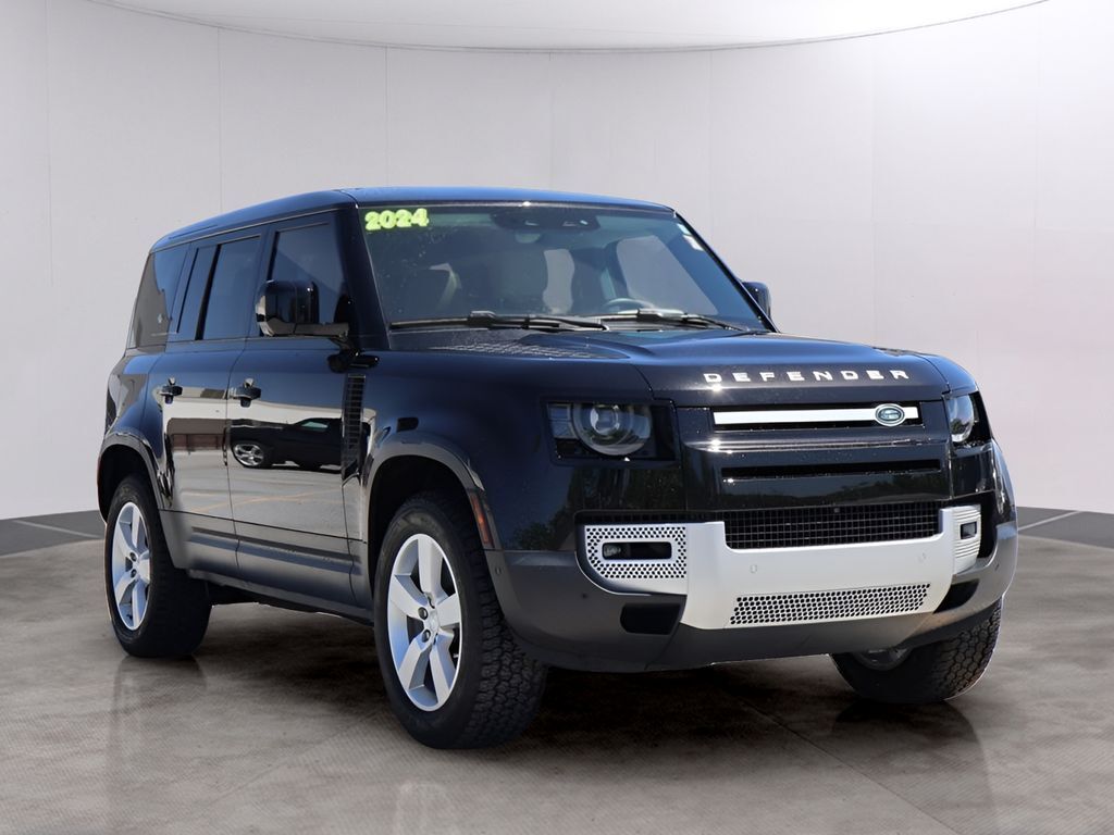 2024 Land Rover Defender 110 SE