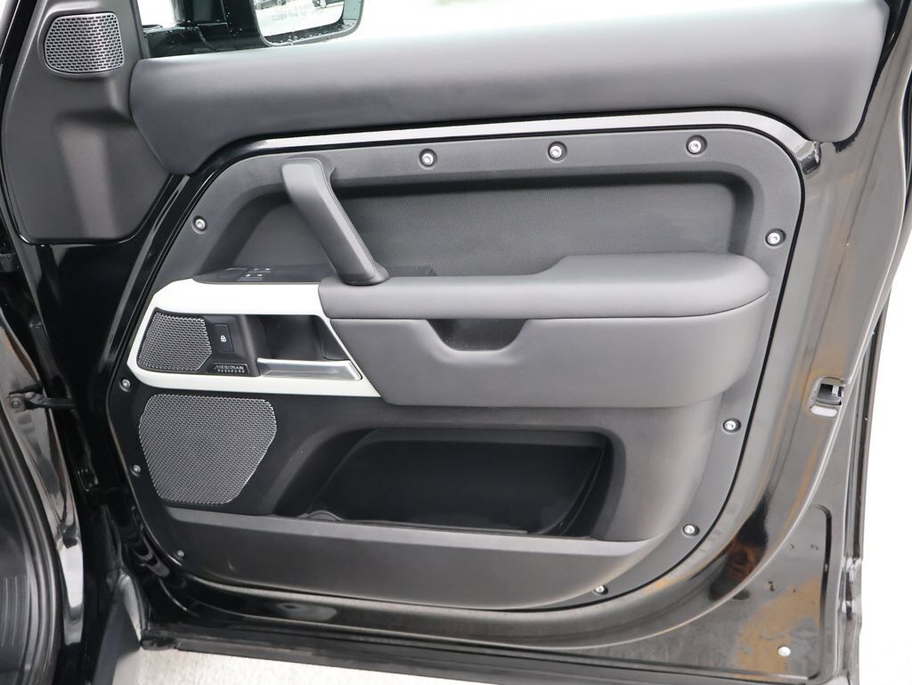 2024 Land Rover Defender 110 SE San Clemente CA