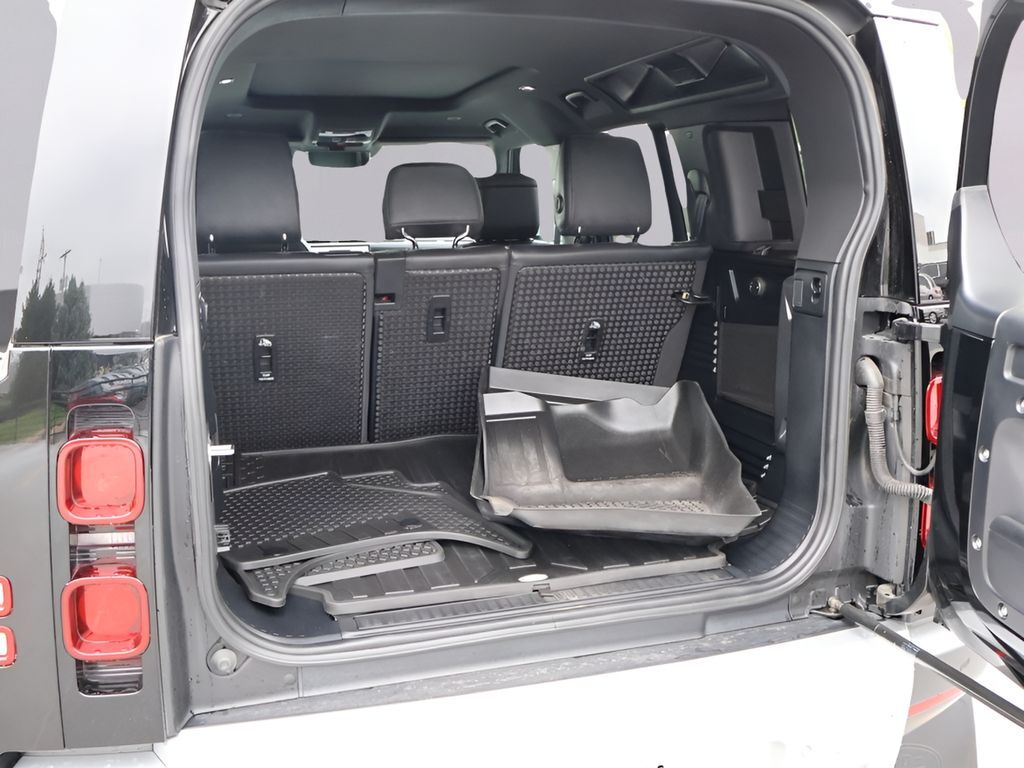 2024 Land Rover Defender 110 SE San Clemente CA