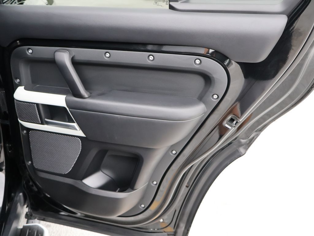 2024 Land Rover Defender 110 SE San Clemente CA